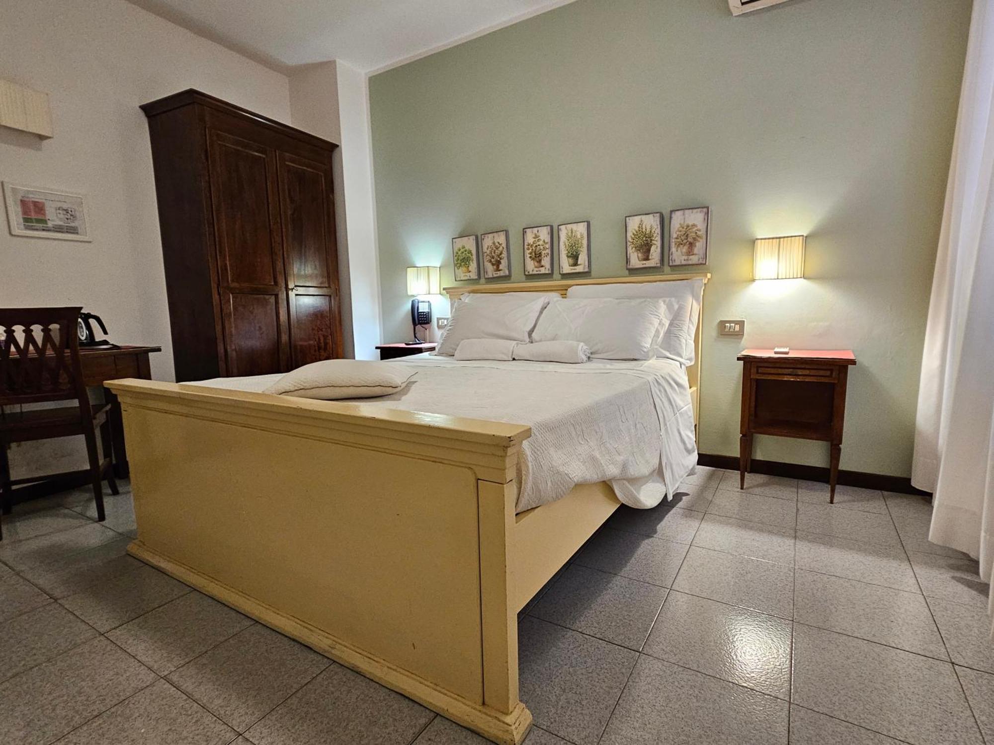 Hotel Rosalba Περούτζια Εξωτερικό φωτογραφία