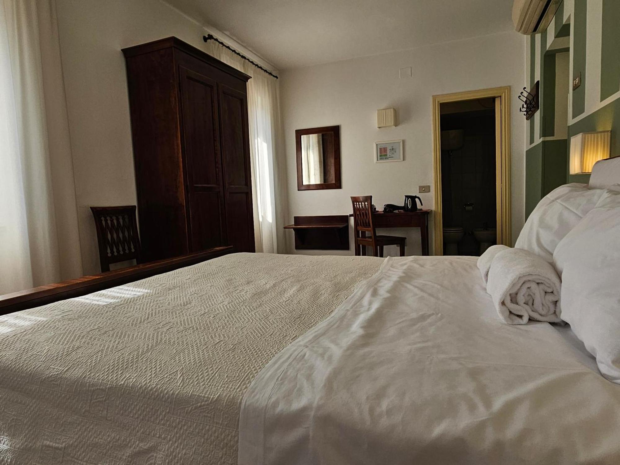 Hotel Rosalba Περούτζια Εξωτερικό φωτογραφία