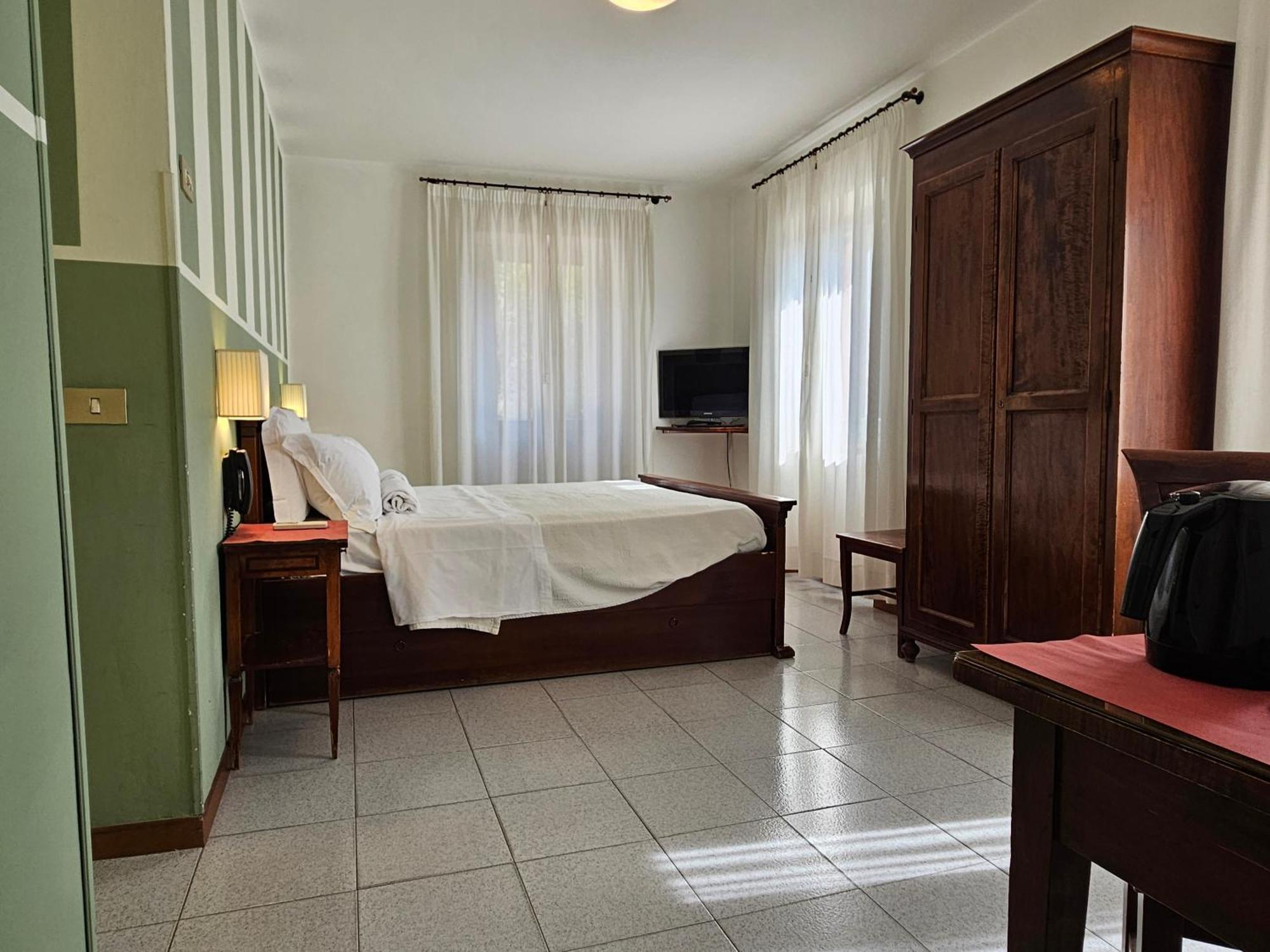 Hotel Rosalba Περούτζια Εξωτερικό φωτογραφία