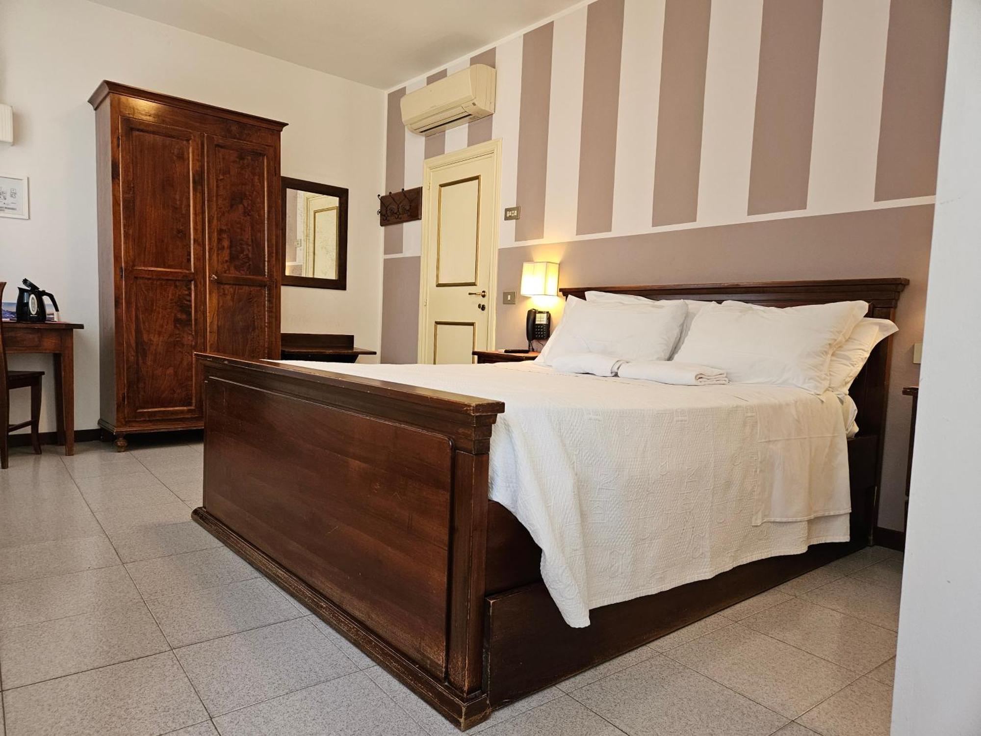 Hotel Rosalba Περούτζια Εξωτερικό φωτογραφία